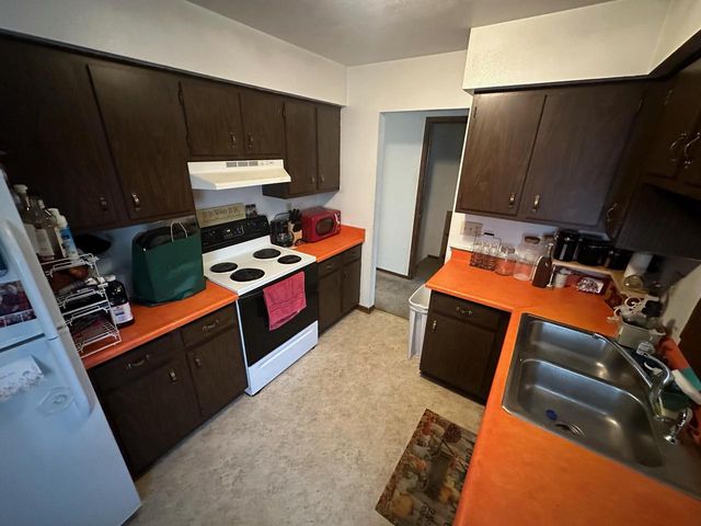 111 Jean STREET #113, Oconomowoc, WI 53066