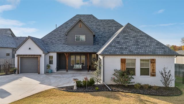 12914 S 28th Place, Bixby, OK 74008