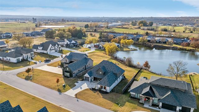 12914 S 28th Place, Bixby, OK 74008