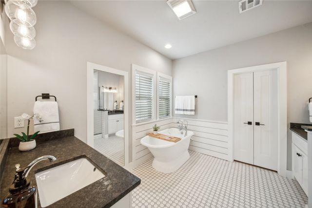 12914 S 28th Place, Bixby, OK 74008