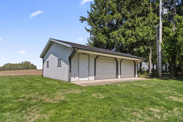 6790 Winchester Road NW, Carroll, OH 43112