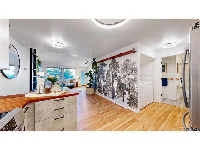 16812 W 16th Pl A, Golden, CO 80401