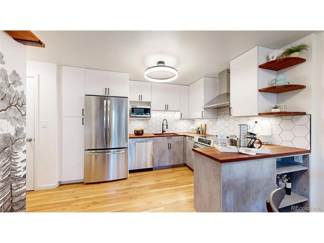 16812 W 16th Pl A, Golden, CO 80401