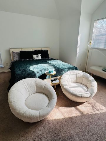 417 Moonlight Way, Irving, TX 75063