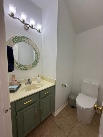 417 Moonlight Way, Irving, TX 75063