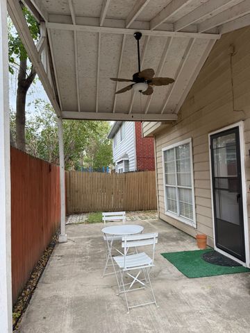 417 Moonlight Way, Irving, TX 75063