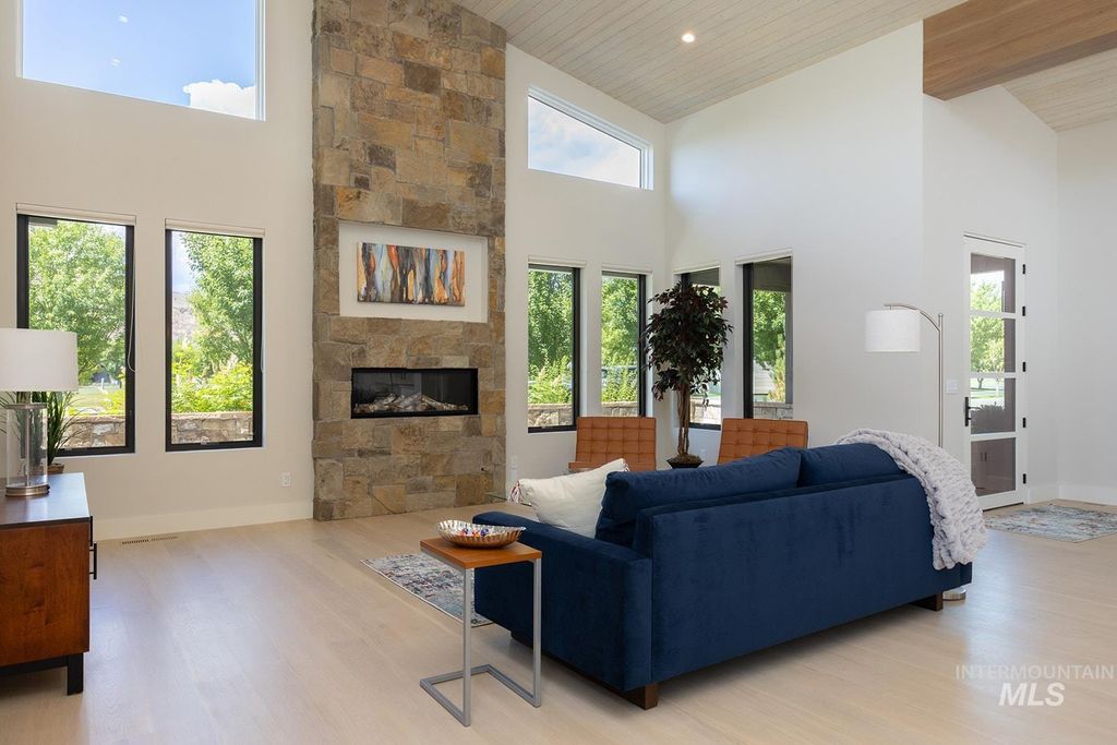 27 Streamside Drive, Hailey, ID 83333 photo 3