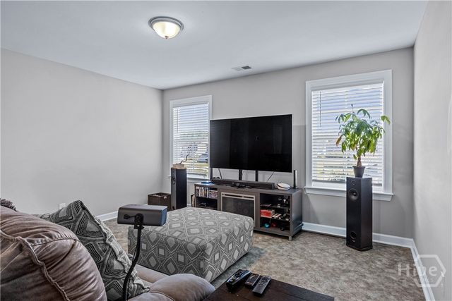 74 Winslow Circle, Savannah, GA 31407