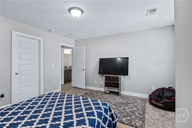 74 Winslow Circle, Savannah, GA 31407