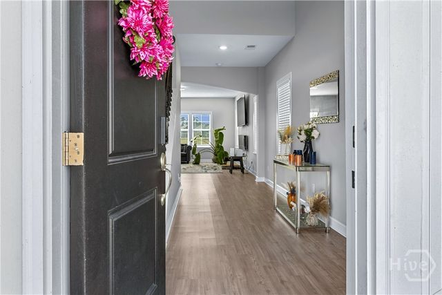 74 Winslow Circle, Savannah, GA 31407