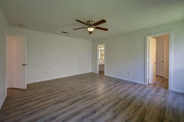 506 Betsy Ross Drive, Arlington, TX 76002
