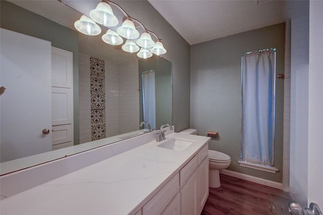 506 Betsy Ross Drive, Arlington, TX 76002