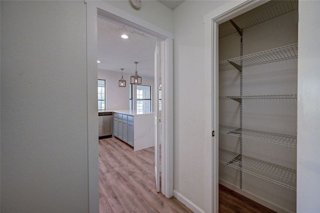 506 Betsy Ross Drive, Arlington, TX 76002