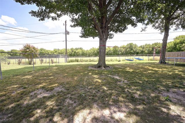 506 Betsy Ross Drive, Arlington, TX 76002
