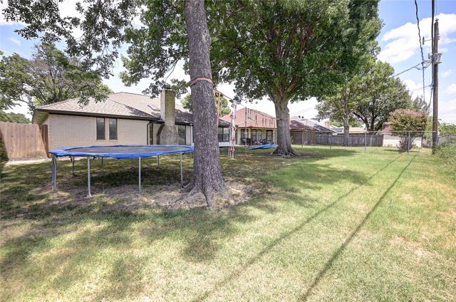 506 Betsy Ross Drive, Arlington, TX 76002