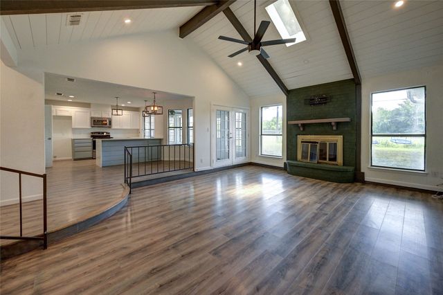 506 Betsy Ross Drive, Arlington, TX 76002