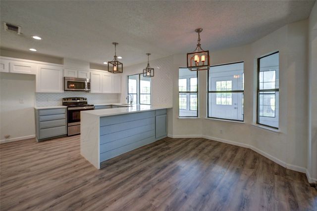 506 Betsy Ross Drive, Arlington, TX 76002
