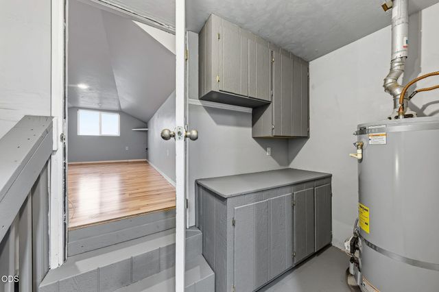 1240 Marcus Way, Grants Pass, OR 97527
