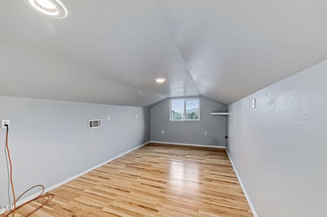 1240 Marcus Way, Grants Pass, OR 97527