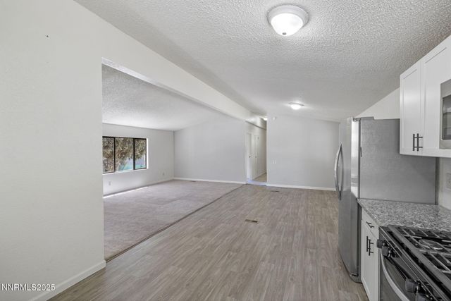 52 Ave De La Bleu De Clair, Sparks, NV 89434