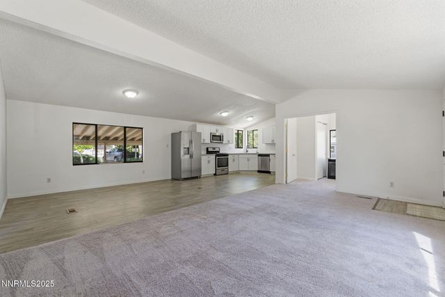 52 Ave De La Bleu De Clair, Sparks, NV 89434