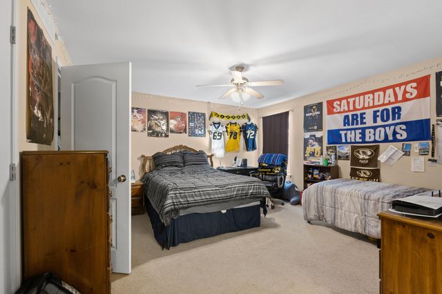 2503 THORNBERRY DR, Columbia, MO 65202