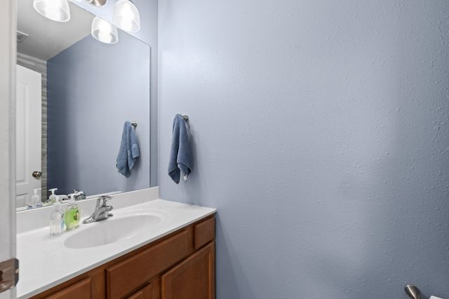 2503 THORNBERRY DR, Columbia, MO 65202