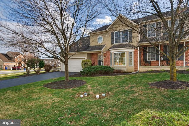 3435 GREEN LEAF DR, Mount Joy, PA 17552