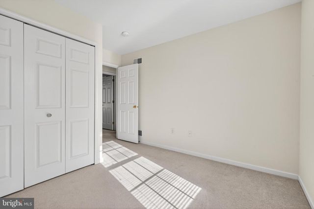 3435 GREEN LEAF DR, Mount Joy, PA 17552