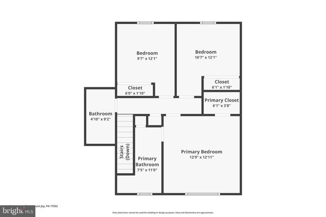 3435 GREEN LEAF DR, Mount Joy, PA 17552