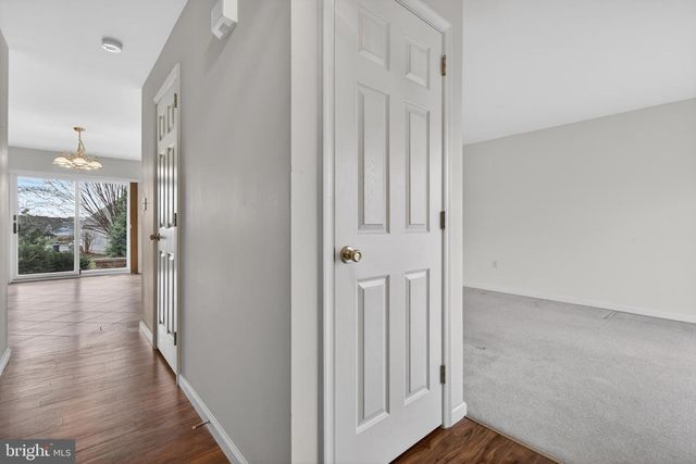 3435 GREEN LEAF DR, Mount Joy, PA 17552