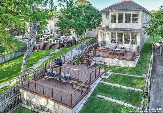 630 THREE OAKS RD, Seguin, TX 78155