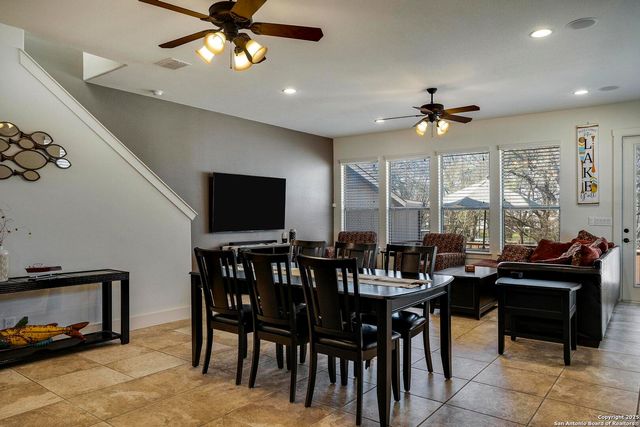 630 THREE OAKS RD, Seguin, TX 78155