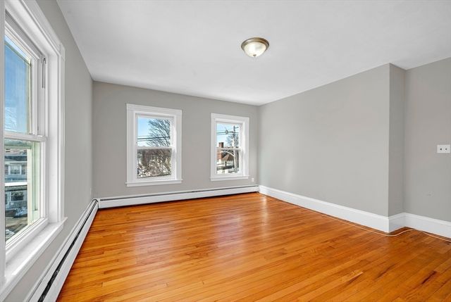 75 Warren St, Medford, MA 02155