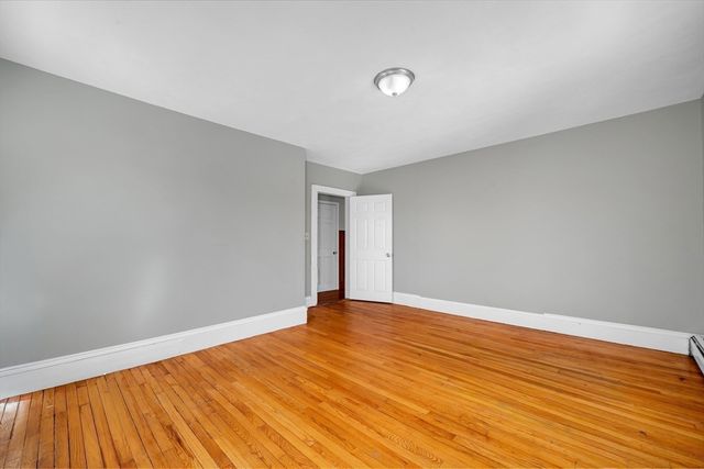 75 Warren St, Medford, MA 02155