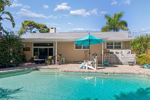 1567 BONAIR STREET, Clearwater, FL 33755