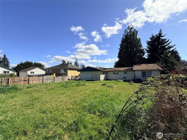 2911 122nd Street SW, Everett, WA 98204