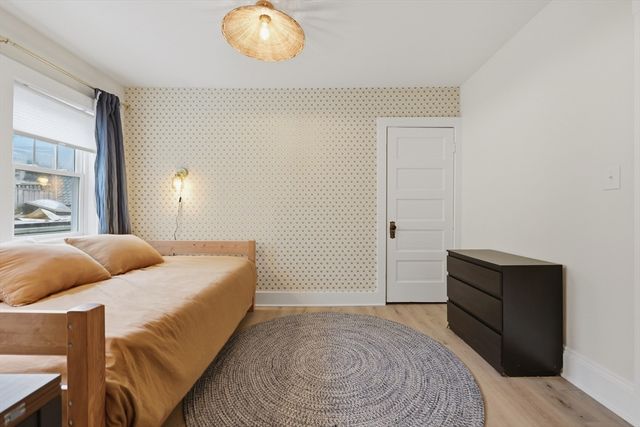 3 Regent Cir 3, Boston, MA 02130