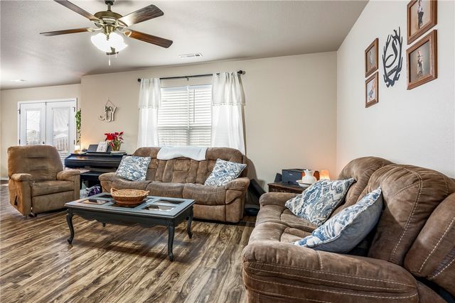 2124 Carlisle Street, Gentry, AR 72734