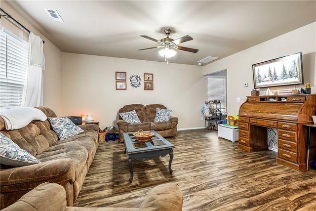 2124 Carlisle Street, Gentry, AR 72734