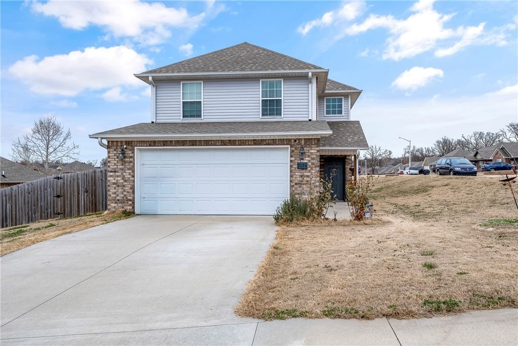 2124 Carlisle Street, Gentry, AR 72734