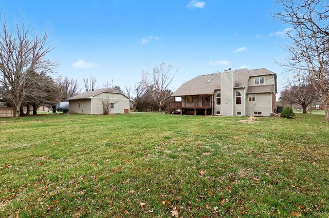 2318 N Cedar Downs Ln, Wichita, KS 67223