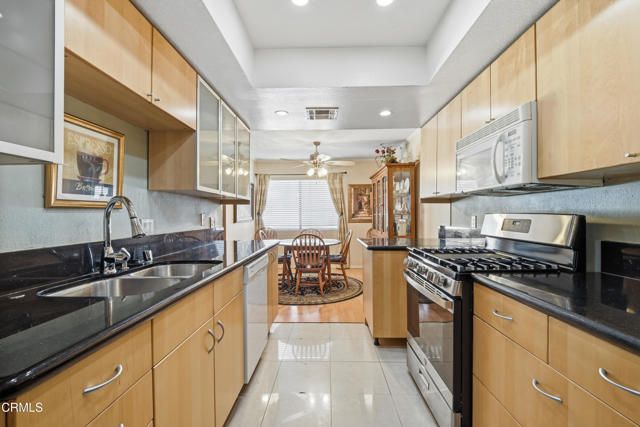 910 N Redding Way I, Upland, CA 91786