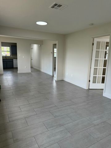 1325 N J Street 6, Lake Worth, FL 33460