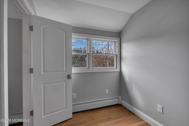 27 Branch Road, Oakhurst, NJ 07755