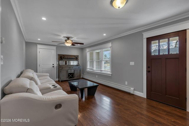 27 Branch Road, Oakhurst, NJ 07755