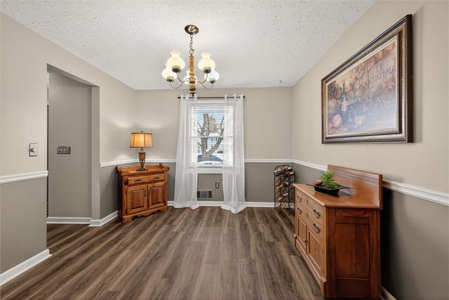 44 Flynnwood Drive, Greece, NY 14612