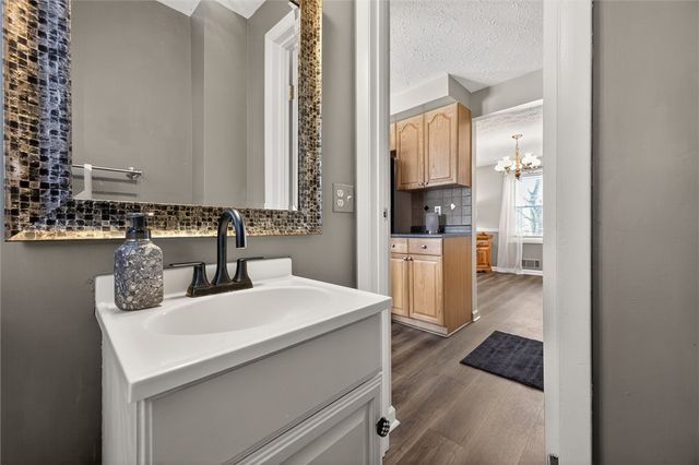 44 Flynnwood Drive, Greece, NY 14612