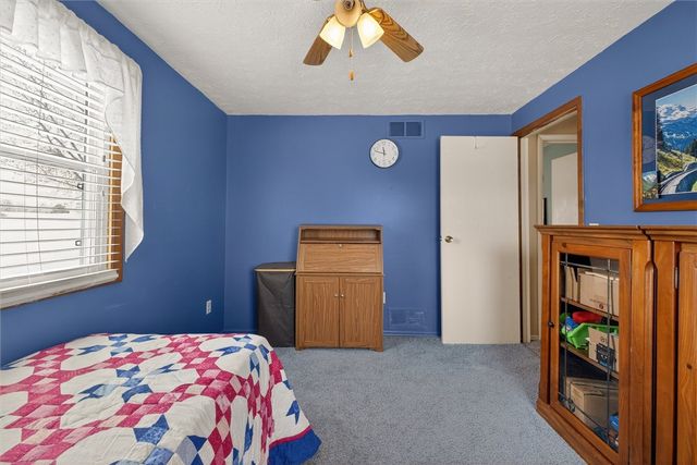 44 Flynnwood Drive, Greece, NY 14612