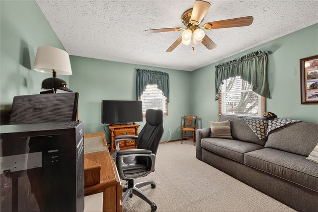 44 Flynnwood Drive, Greece, NY 14612